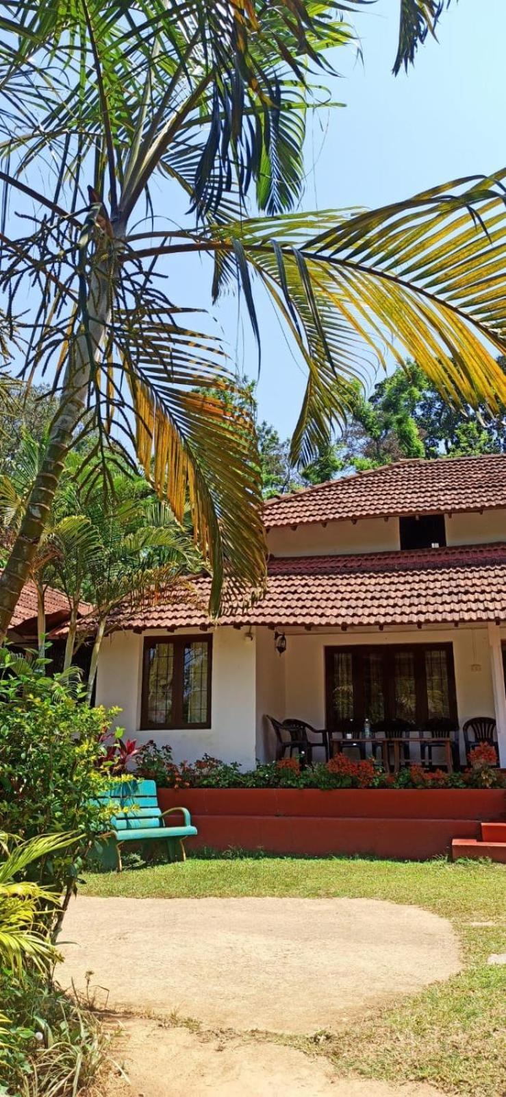 Emerald Castle Villa Madikeri Zewnętrze zdjęcie